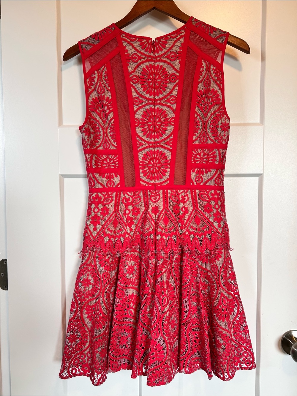 BCBGMAXAZRIA Shira Red Lotus Lace Fit & Flare Mini Dress - Size 4 - Picture 3 of 12